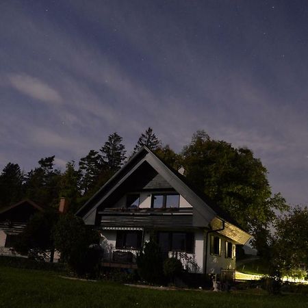 Villa Entire House Iris & Arnika Bled Exterior foto